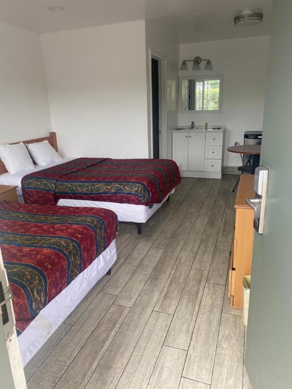 Americas Best Value Inn Thousand Oaks image 15